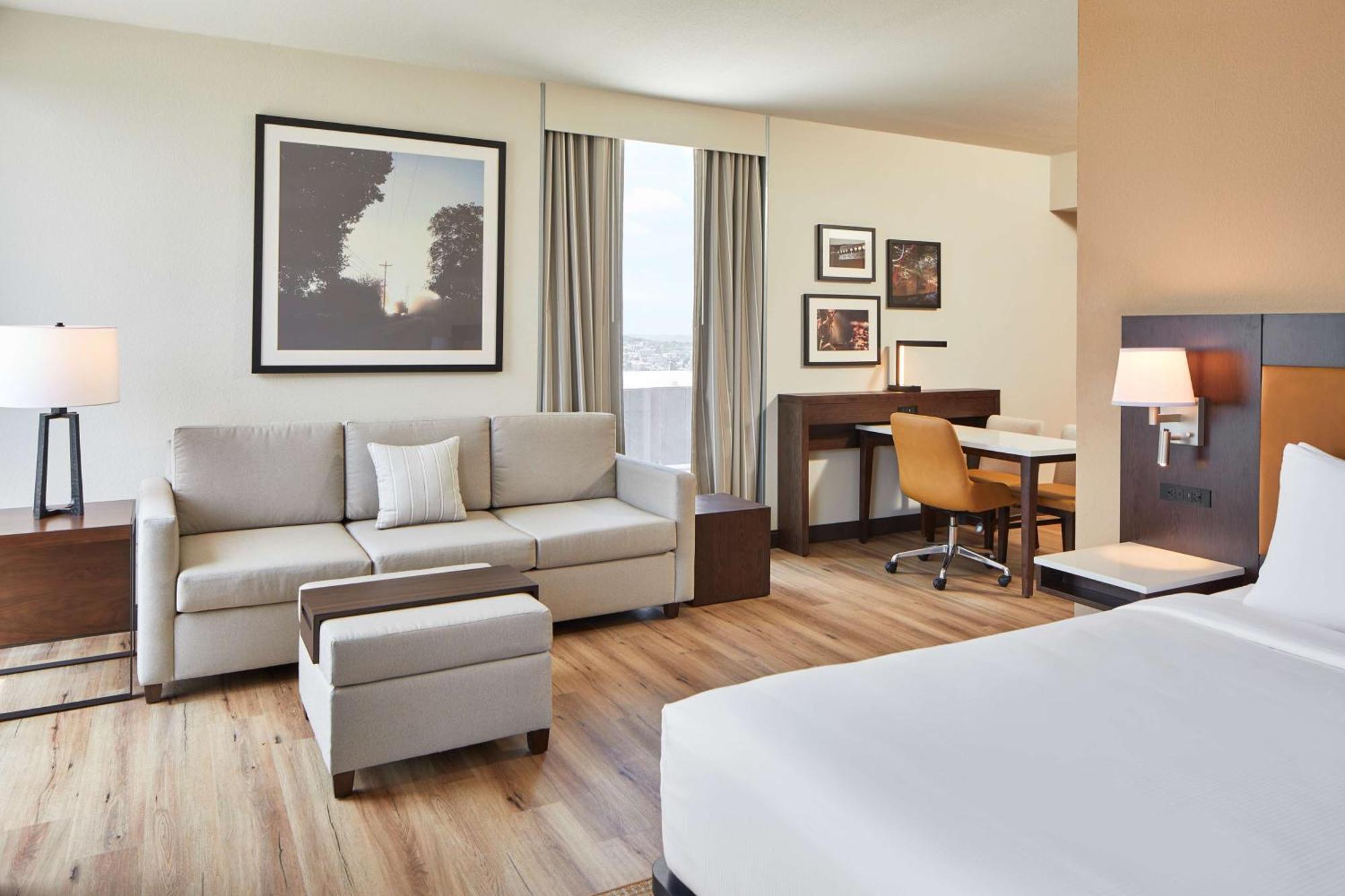 Embassy Suites By Hilton Nashville Downtown Екстер'єр фото