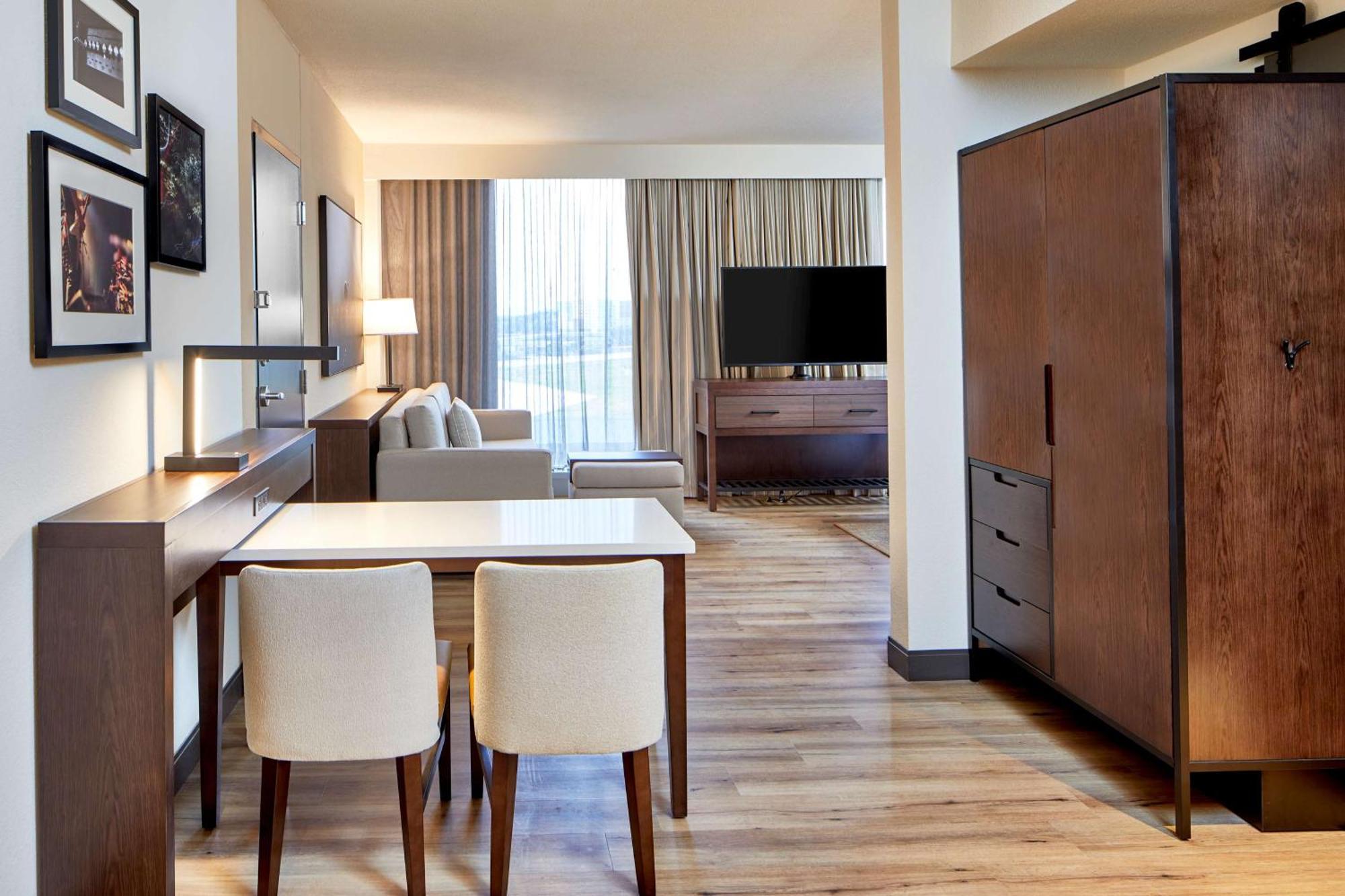 Embassy Suites By Hilton Nashville Downtown Екстер'єр фото