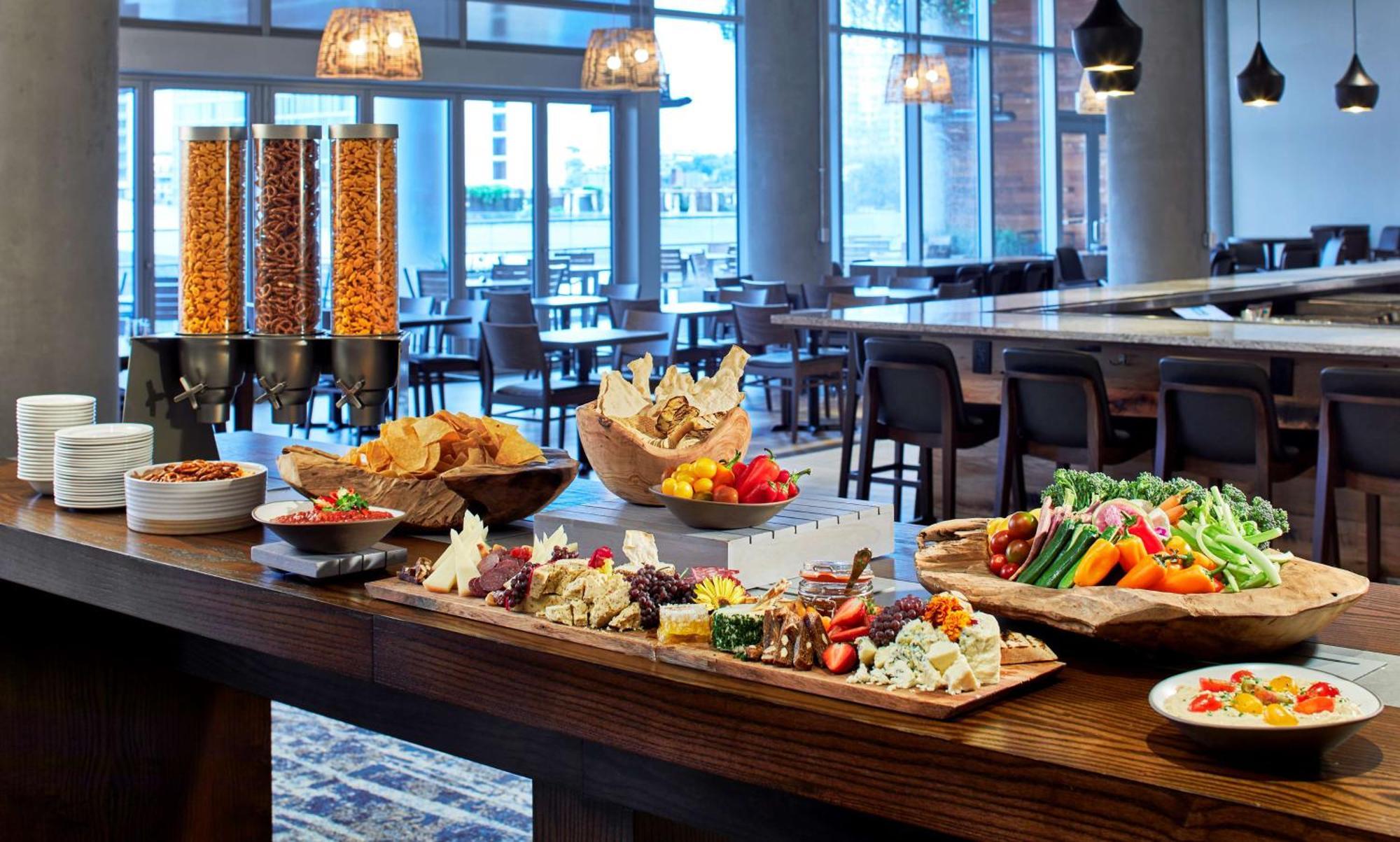 Embassy Suites By Hilton Nashville Downtown Екстер'єр фото